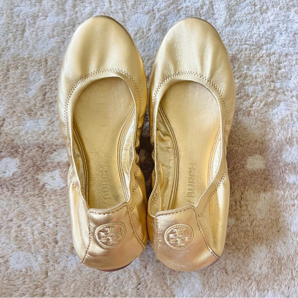 Tory Burch Eddie Ballet Flats In Metallic Gold Size 10 - Picture 2 of 14